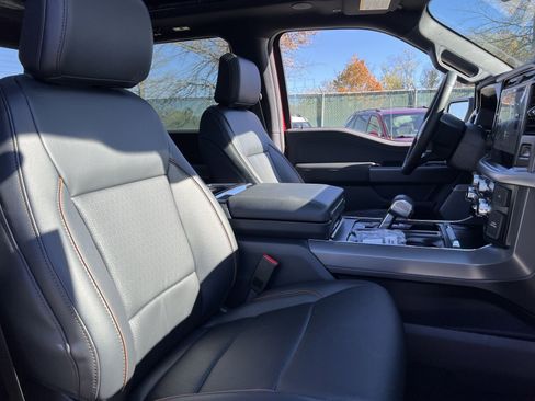 New 2025 Ford F150 Lariat w/ Equipment Group 502A High image 27