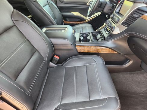 Used 2015 GMC Yukon Denali w/ Enhanced Security Package AWD/4WD image 11