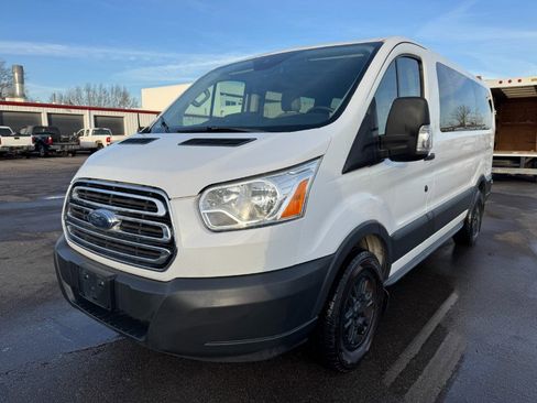 Used 2015 Ford Transit 150 XLT image 1