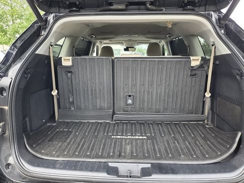 Used 2020 Toyota Highlander Limited FWD image 33