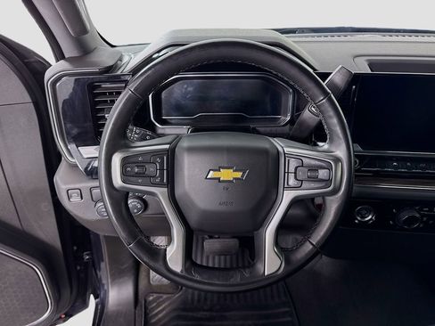 Used 2023 Chevrolet Silverado 1500 LT image 11