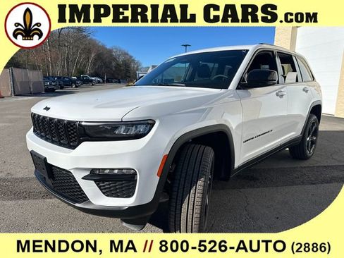 New 2025 Jeep Grand Cherokee Limited w/ Black Appearance Package AWD/4WD image 5