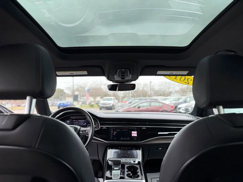 Used 2019 Audi Q8 Premium Plus w/ Premium Plus image 20