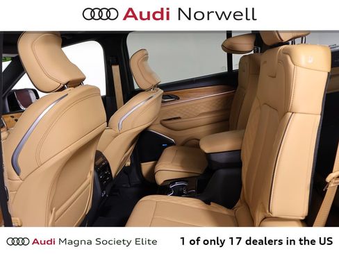 Used 2024 Jeep Grand Cherokee L Summit AWD/4WD image 25