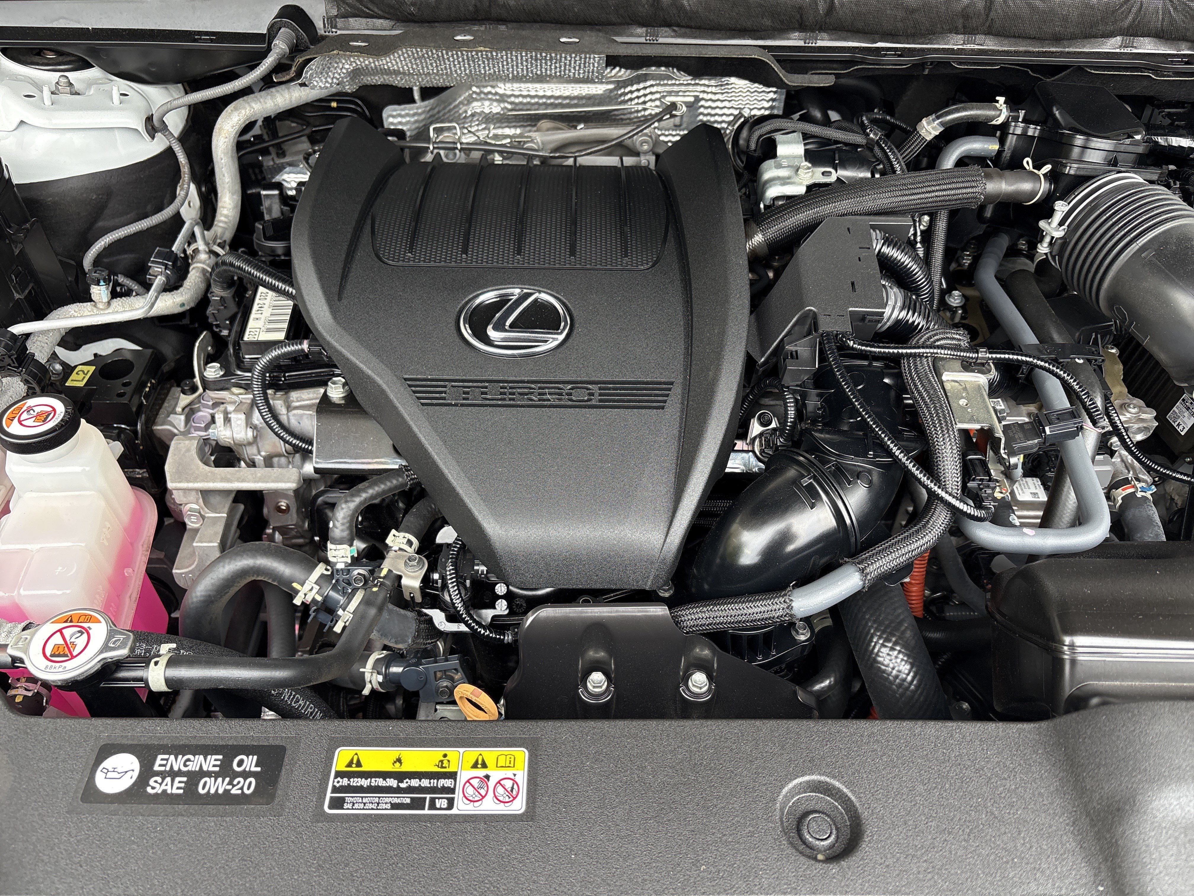 Certified 2024 Lexus RX 500h F Sport w/ Convenience Package AWD/4WD image 34