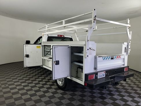 Used 2023 RAM 2500 Tradesman RWD image 6