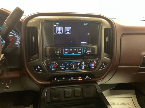Used 2017 Chevrolet Silverado 1500 High Country image 22