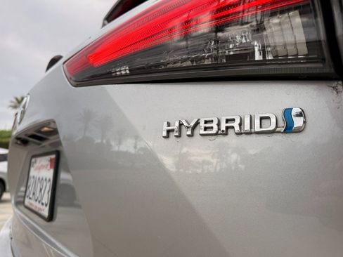 Used 2022 Toyota Highlander XLE image 8