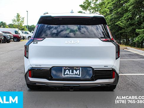 Used 2024 Kia EV9 GT-Line AWD/4WD image 11