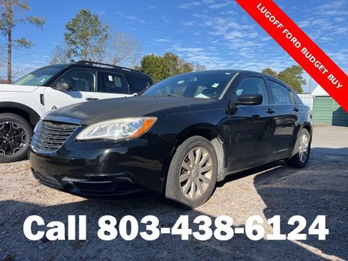 Used 2013 Chrysler 200 Touring image 4
