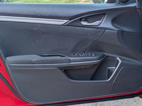 Used 2016 Honda Civic EX image 10