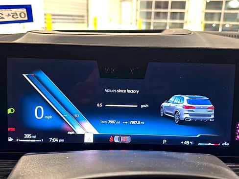 Used 2026 BMW X5 xDrive40i w/ M Sport Package image 10