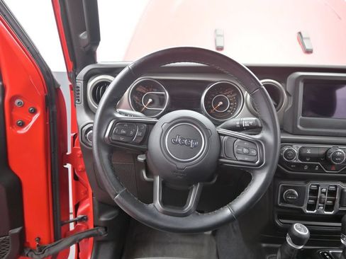 Used 2021 Jeep Gladiator Sport AWD/4WD image 26