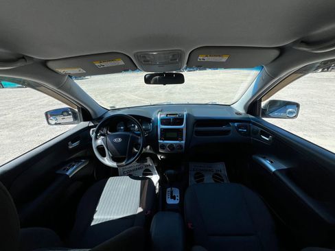 Used 2010 Kia Sportage LX AWD/4WD image 13