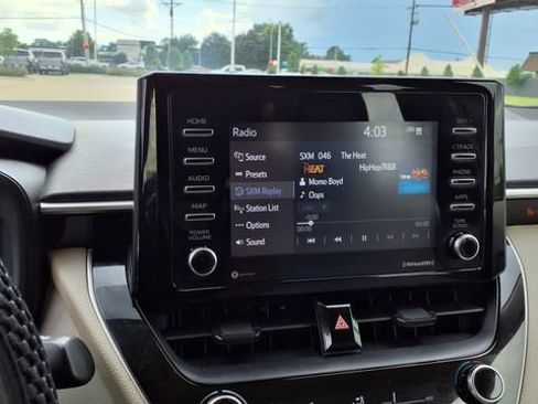 Used 2021 Toyota Corolla L FWD image 26