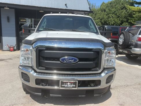 Used 2016 Ford F250 XL w/ XL Appearance Package AWD/4WD image 8
