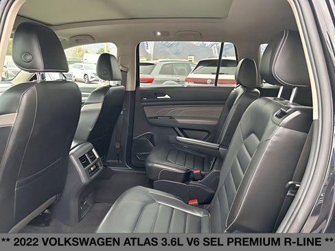 Used 2022 Volkswagen Atlas SEL Premium image 17