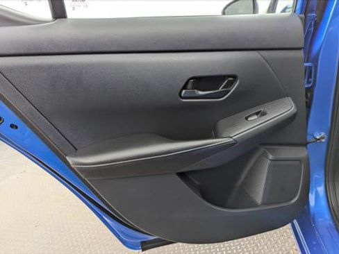 Used 2025 Nissan Sentra SV image 16