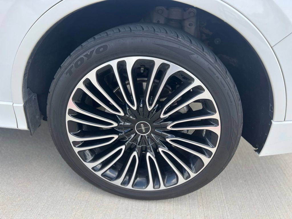 Used 2020 Lincoln Aviator Black Label AWD/4WD image 32