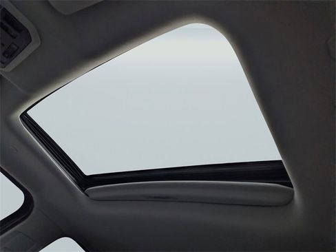 Used 2023 Toyota Sequoia Limited image 21