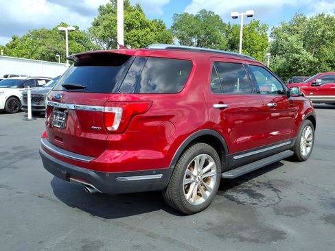 Used 2018 Ford Explorer Limited w/ Equipment Group 301A AWD/4WD image 7