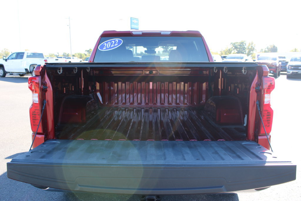 Used 2022 Chevrolet Silverado 1500 LT RWD image 22