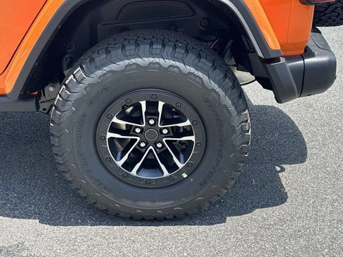 New 2026 Jeep Wrangler Unlimited Rubicon AWD/4WD image 24