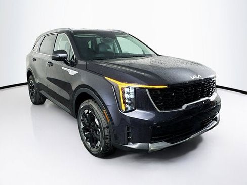 New 2026 Kia Sorento S image 3