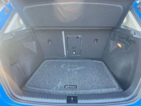 Used 2022 Volkswagen Taos SE image 27