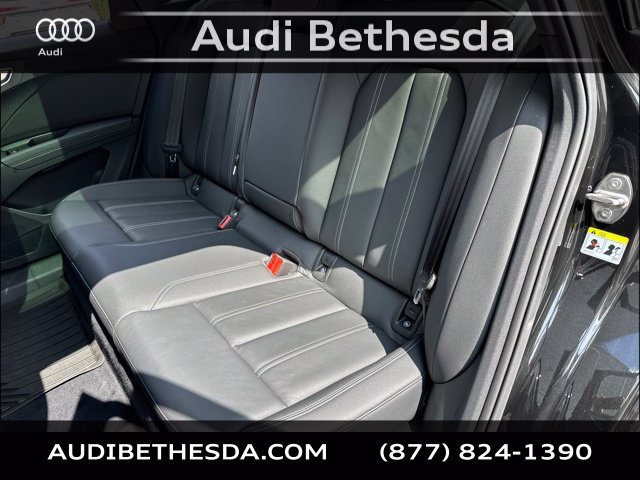 Certified 2024 Audi Q4 e-tron Premium Plus w/ Premium Plus AWD/4WD image 31