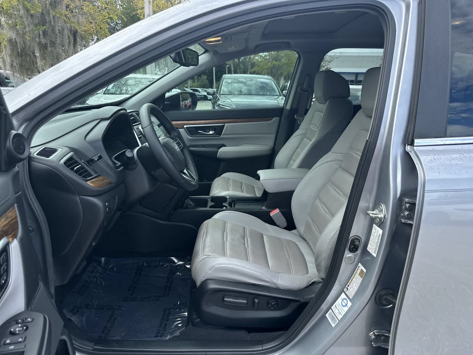 Used 2017 Honda CR-V EX-L image 2