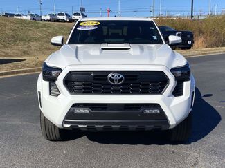 Used 2024 Toyota Tacoma TRD Sport video 2