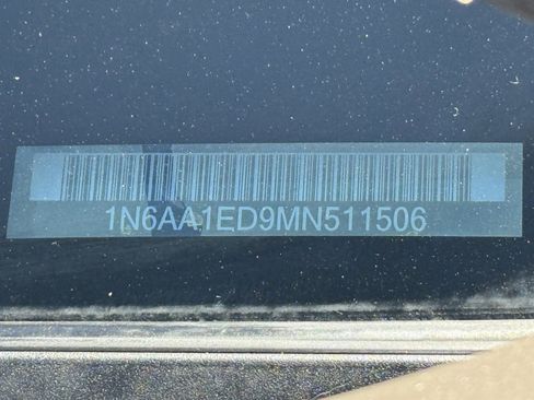 Used 2021 Nissan Titan PRO-4X w/ Pro-4x Convenience Package image 36