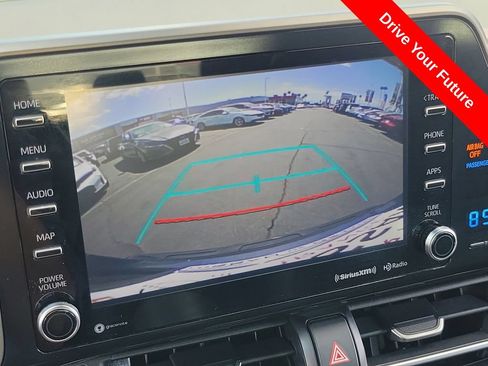 Used 2019 Toyota C-HR Limited FWD image 9