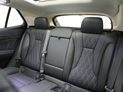 Certified 2023 Buick Envision Avenir AWD/4WD image 12