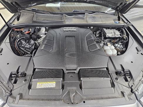 Used 2018 Audi Q7 3.0T Premium Plus w/ Premium Plus Package image 48