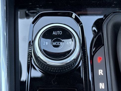 New 2026 GMC Canyon Elevation w/ Convenience Package image 21