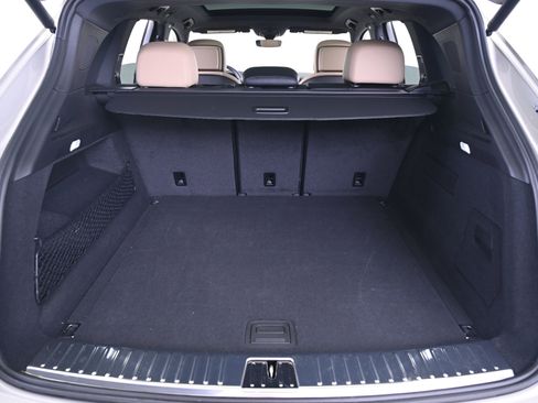Certified 2025 Porsche Cayenne AWD/4WD image 15