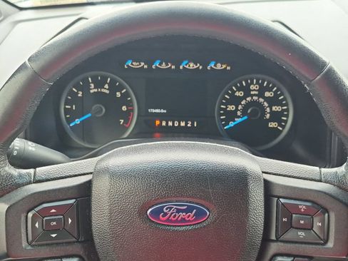 Used 2016 Ford F150 XLT w/ Equipment Group 302A Luxury RWD image 24