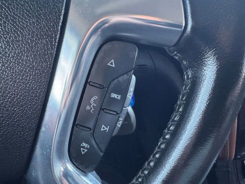 Used 2016 Chevrolet Traverse LT AWD/4WD image 35