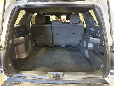 Used 2025 Toyota 4Runner SR5 image 18