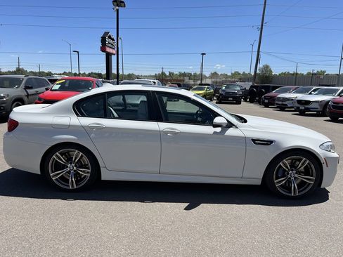 Used 2013 BMW M5 image 6