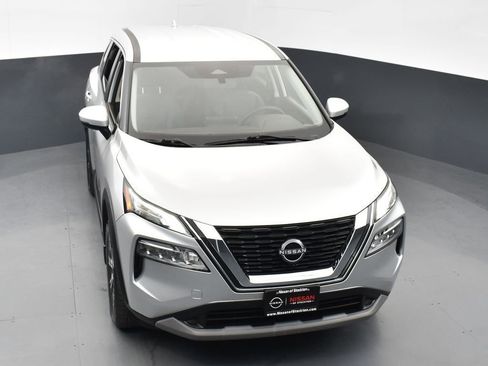 Used 2022 Nissan Rogue SV image 45