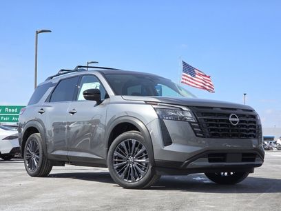 New 2026 Nissan Pathfinder SL