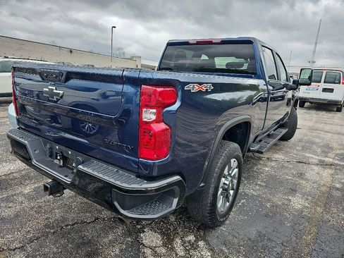 Used 2023 Chevrolet Silverado 2500 Custom w/ Gooseneck/5TH Wheel Package AWD/4WD image 13