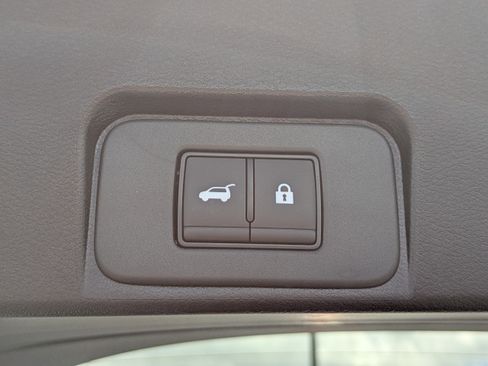 New 2026 Nissan Rogue Platinum AWD/4WD image 14