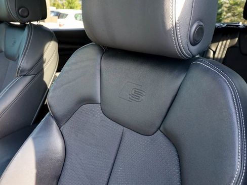 Used 2022 Audi SQ5 Premium Plus w/ Premium Plus Package image 41