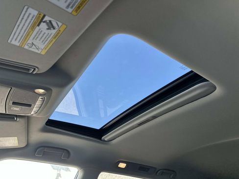 Used 2024 INFINITI QX80 Luxe image 29