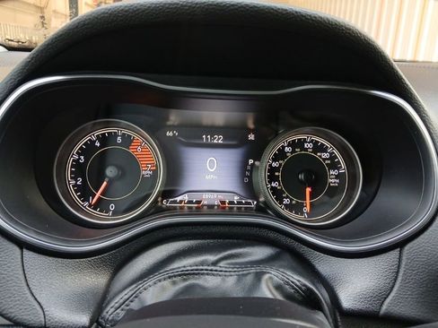 Used 2019 Jeep Cherokee Limited w/ Trailer Tow Group image 16