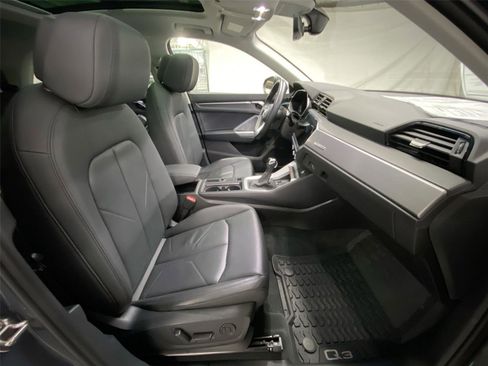 Used 2021 Audi Q3 2.0T Premium Plus image 30